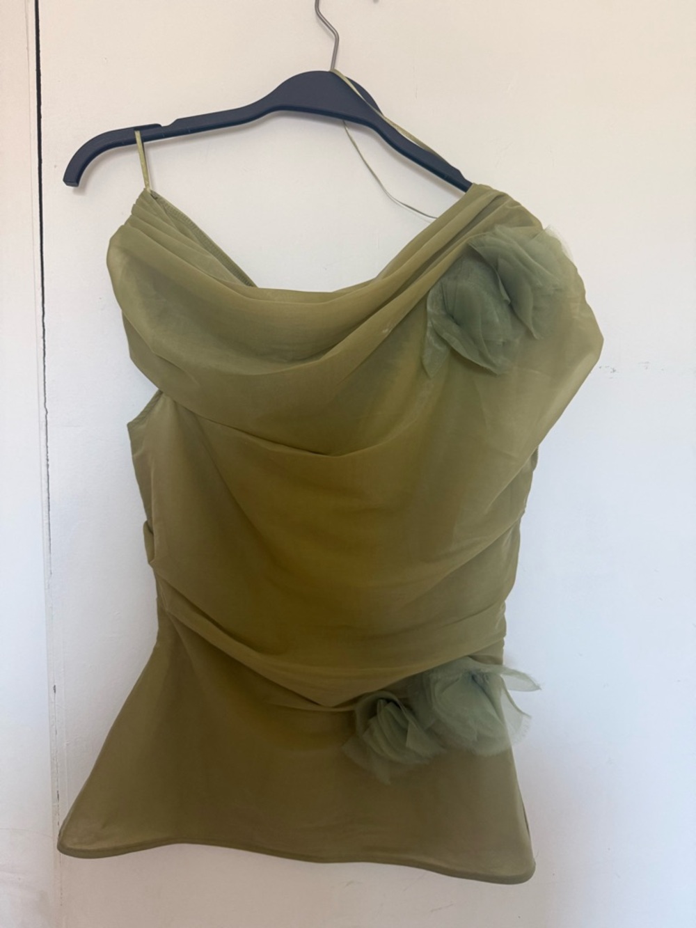 Zara NWOT Olive Green Floral TOP